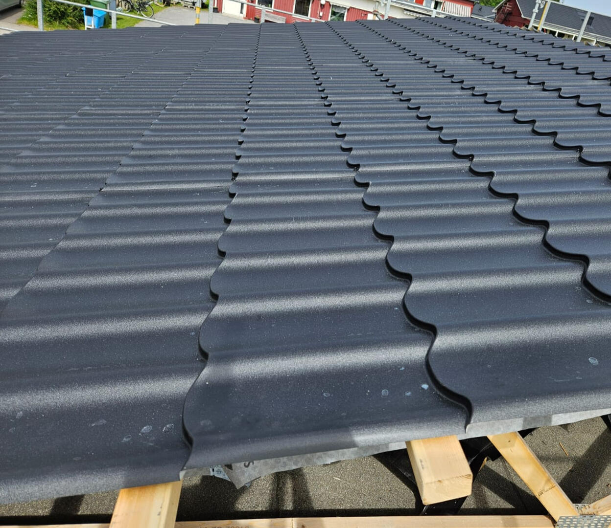 Takrenovering med ny fasad